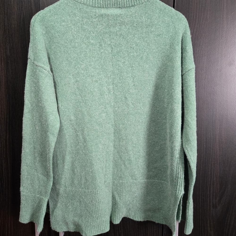 Nanette Lepore Green Turtleneck Sweater Split Hem Pocket Sz Medium - Picture 2 of 9